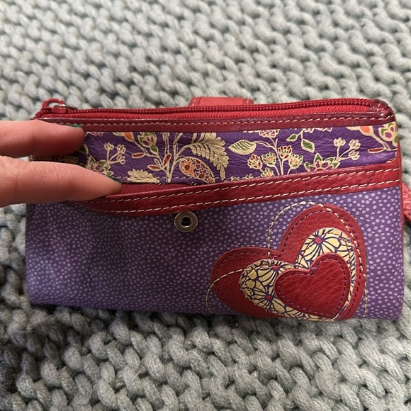 Fossil checkbook Wallet - Picture 3 of 10